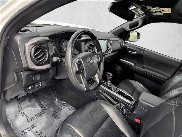 Certified 2020 Toyota Tacoma TRD Off-Road w/ TRD Premium Off Road Package image 11