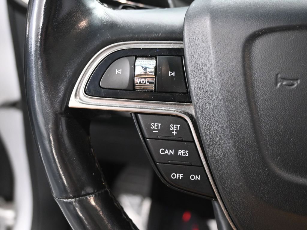 Used 2019 Lincoln Nautilus Select image 31