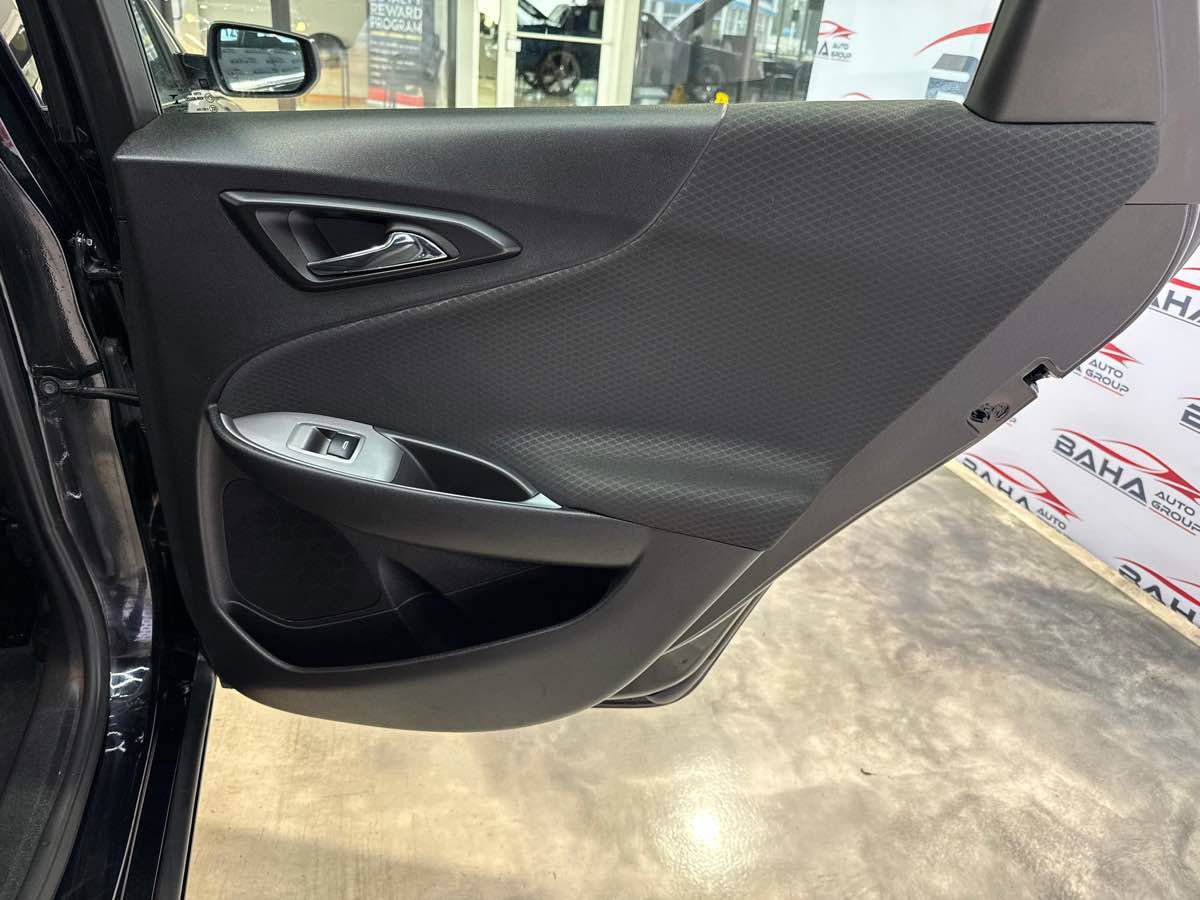 Used 2025 Chevrolet Malibu LT FWD image 40