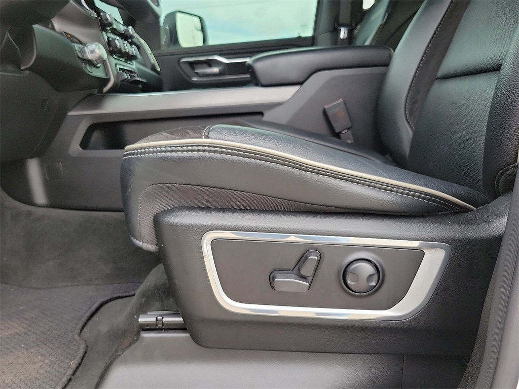 Used 2023 RAM 1500 Laramie image 12