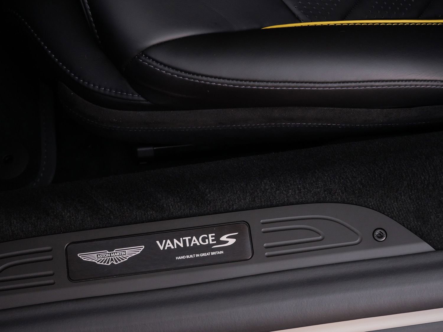 New 2026 Aston Martin V8 Vantage S RWD image 23