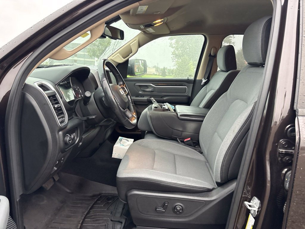 Used 2019 RAM 1500 Big Horn AWD/4WD image 17