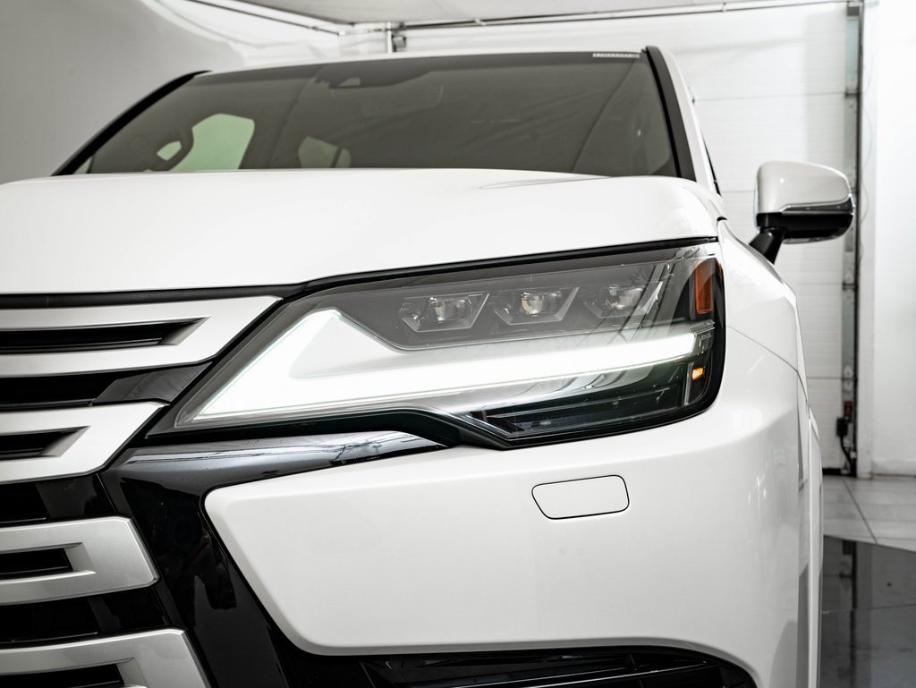 Used 2024 Lexus LX 600 4WD w/ Interior Upgrade Package image 15