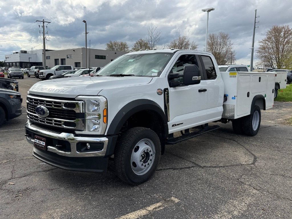 New 2026 Ford F450 XL w/ XL Chrome Package AWD/4WD image 2