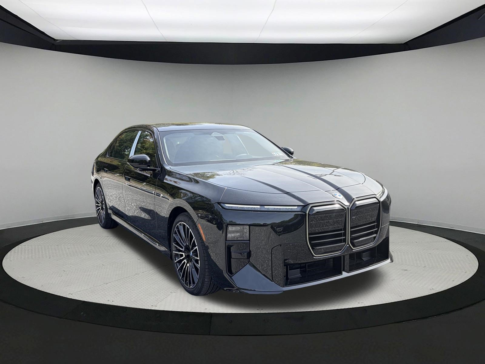 New 2027 BMW 740i xDrive w/ Executive Package AWD/4WD image 3
