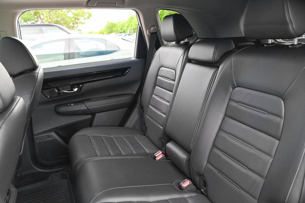 Used 2025 Honda CR-V EX-L image 9