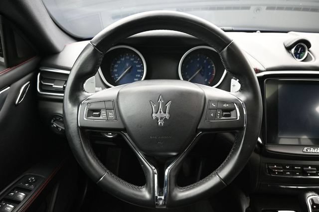 Used 2018 Maserati Ghibli S GranLusso AWD/4WD image 17