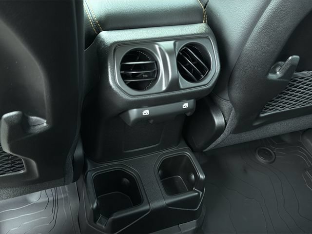 New 2026 Jeep Gladiator Sport AWD/4WD image 17