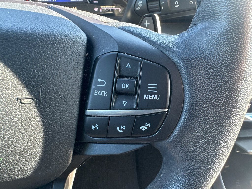 Used 2020 Ford Explorer XLT w/ Comfort Package AWD/4WD image 18