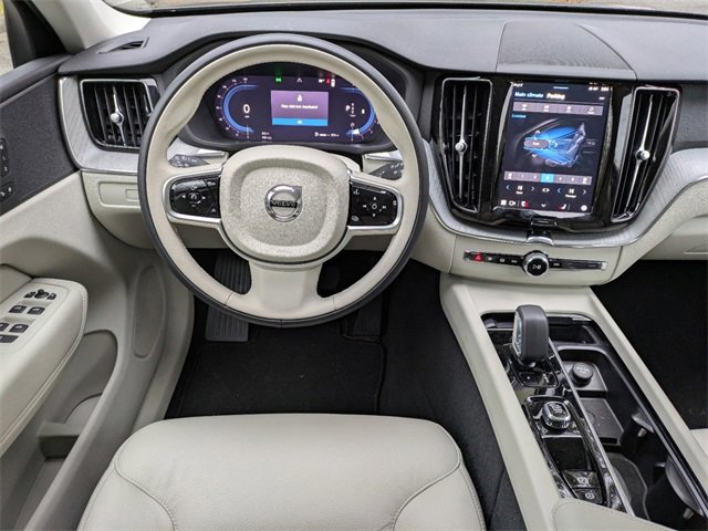 New 2025 Volvo XC60 B5 Plus w/ Climate Package image 14