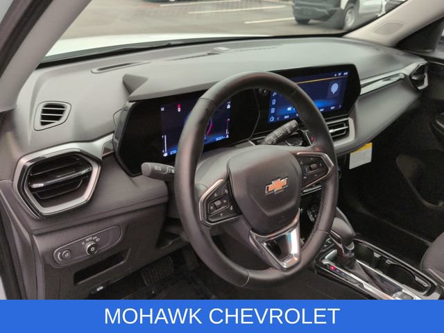 Certified 2025 Chevrolet TrailBlazer LT w/ Convenience Package AWD/4WD image 10
