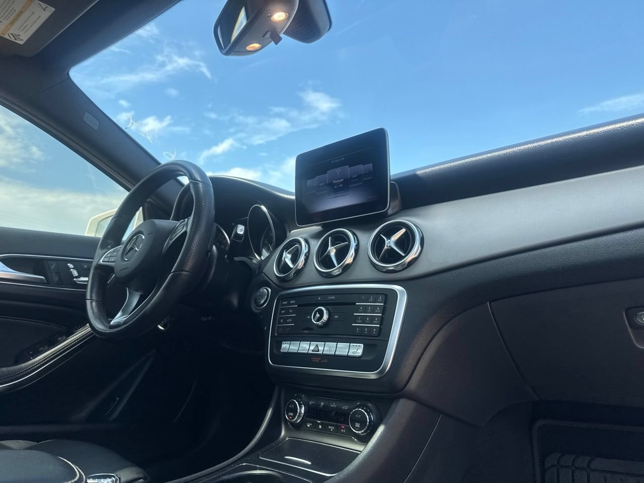 Used 2020 Mercedes-Benz GLA 250 image 28