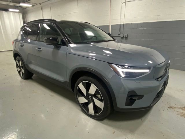 Used 2023 Volvo XC40 Recharge Ultimate AWD/4WD image 4