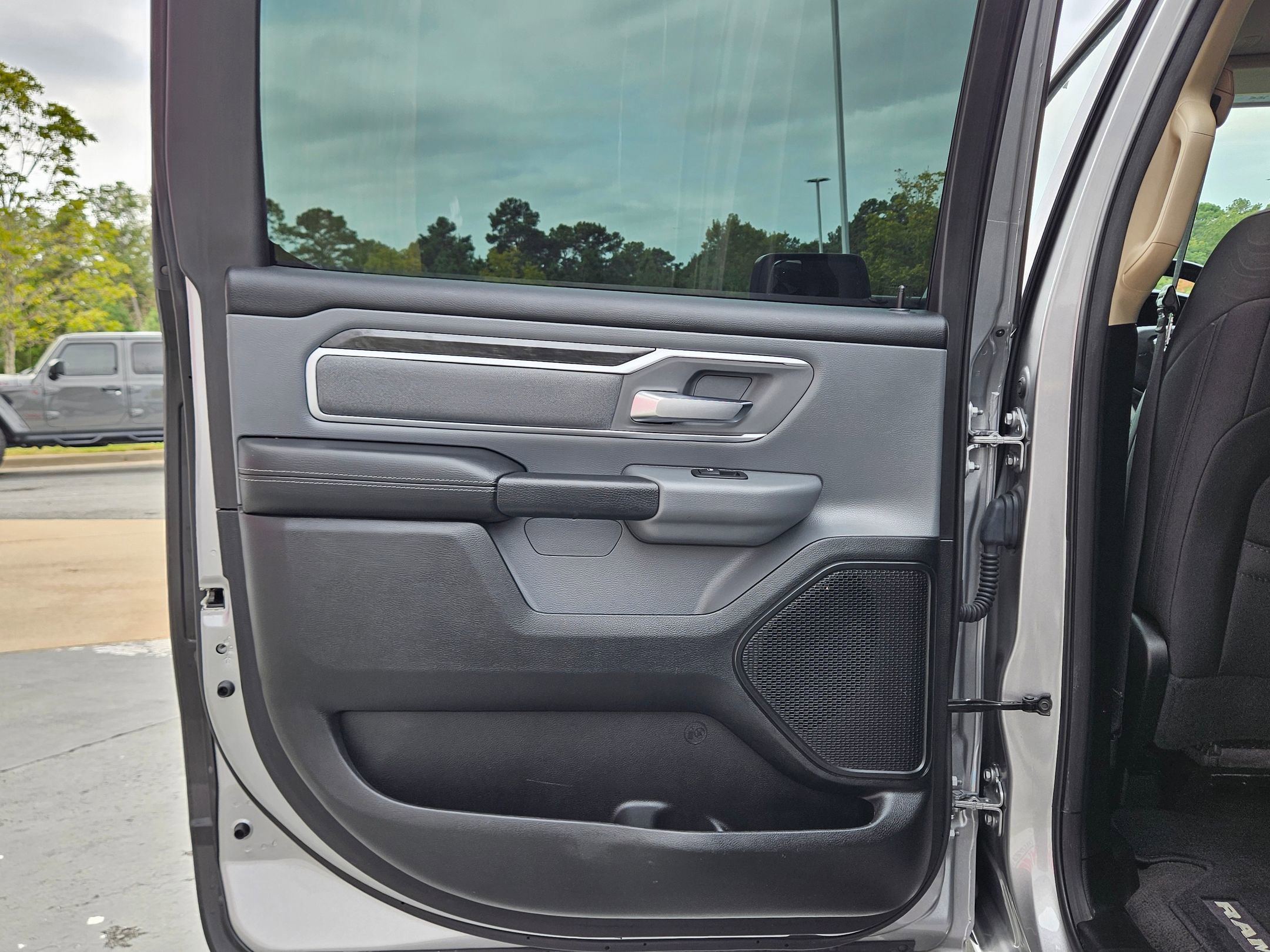 Used 2020 RAM 1500 Big Horn image 22