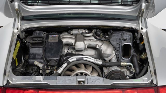 Used 1998 Porsche 911 Carrera S image 28