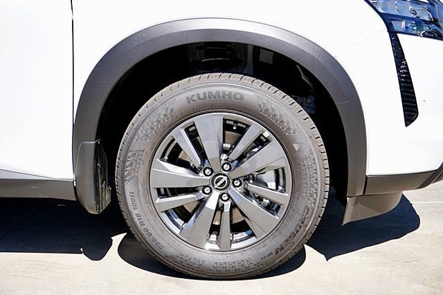 New 2026 Nissan Pathfinder SV FWD image 15