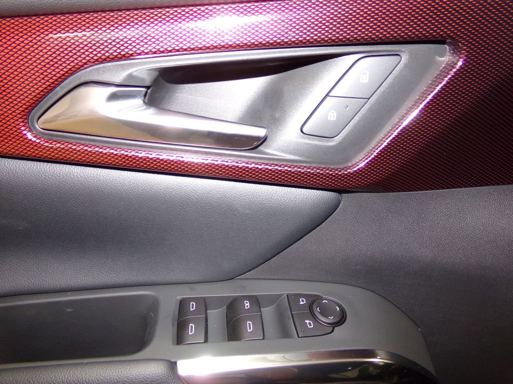 New 2026 Chevrolet Traverse Z71 w/ Enhanced Driving Package image 16