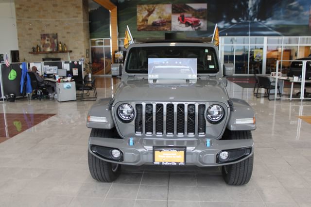 Certified 2022 Jeep Wrangler Unlimited Sahara AWD/4WD image 4