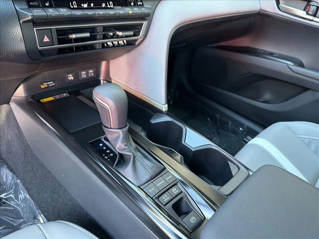 New 2026 Toyota Camry SE image 17