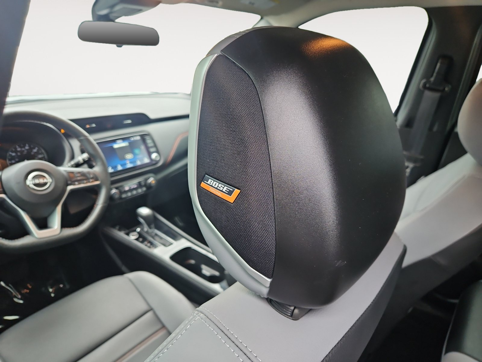 Used 2023 Nissan Kicks SR w/ SR Premium Package FWD image 16