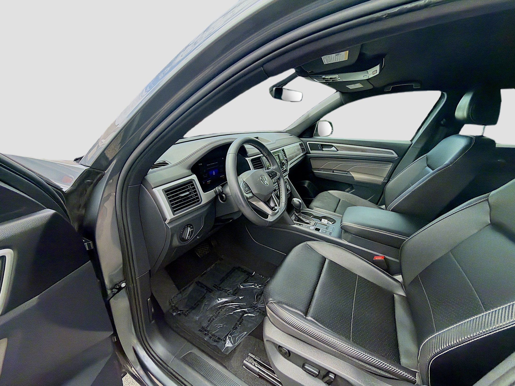 Used 2022 Volkswagen Atlas Cross Sport SE image 9