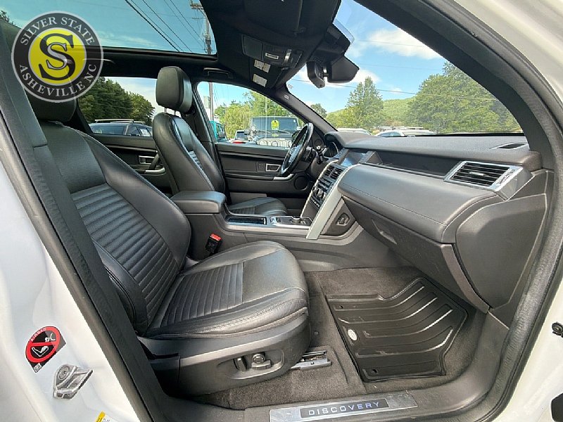 Used 2017 Land Rover Discovery Sport HSE Luxury AWD/4WD image 17