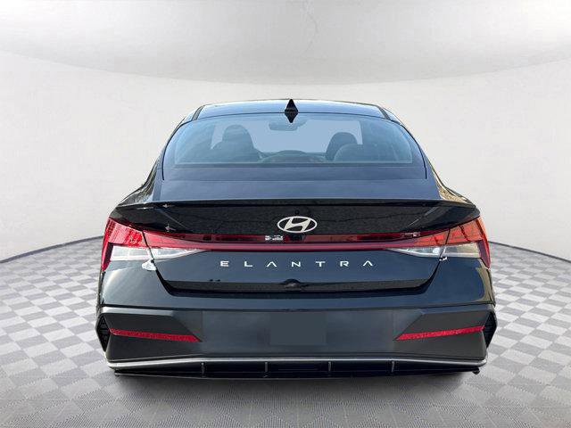 New 2026 Hyundai Elantra Sport image 4