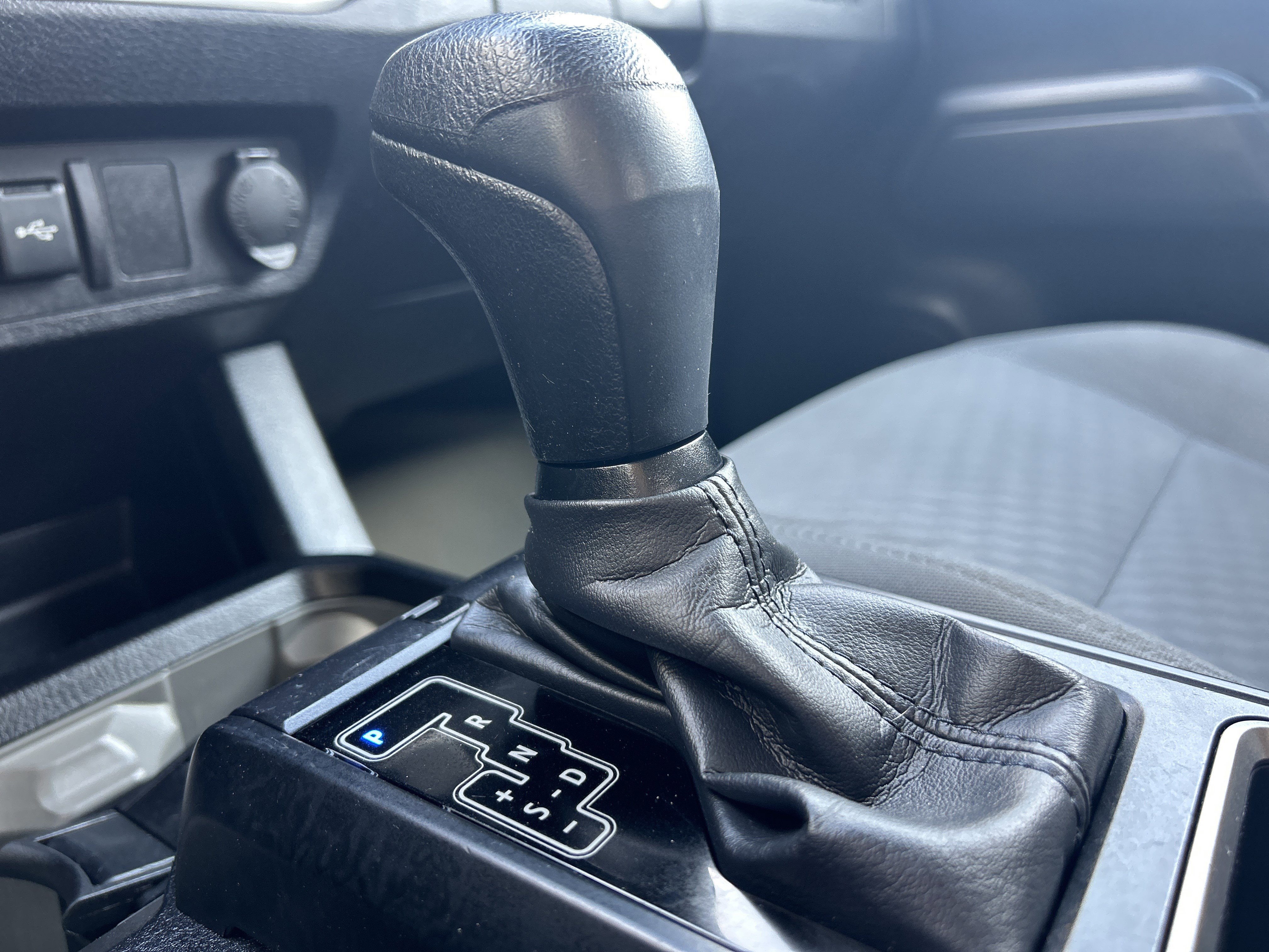 Used 2020 Toyota Tacoma SR image 16