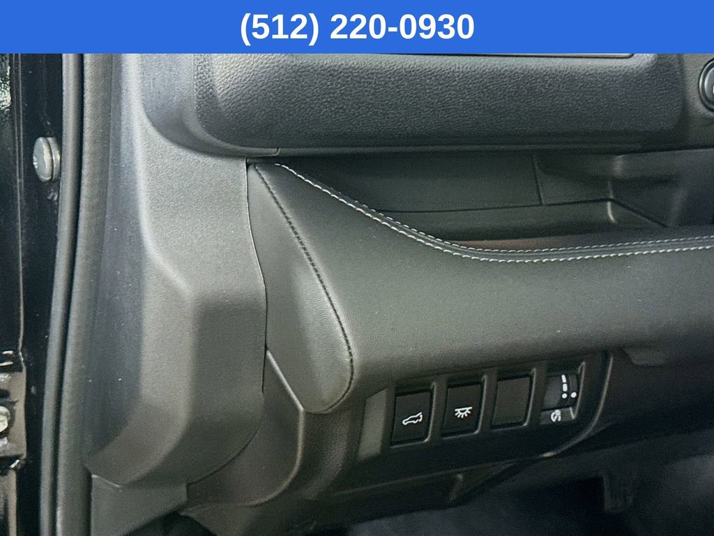 Used 2023 Subaru Ascent Touring AWD/4WD image 11