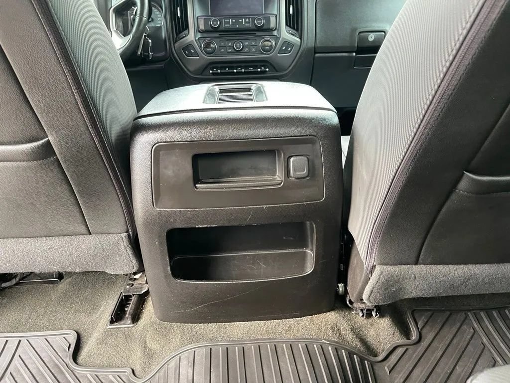 Used 2016 GMC Sierra 2500 SLT w/ All-Terrain HD Package AWD/4WD image 15