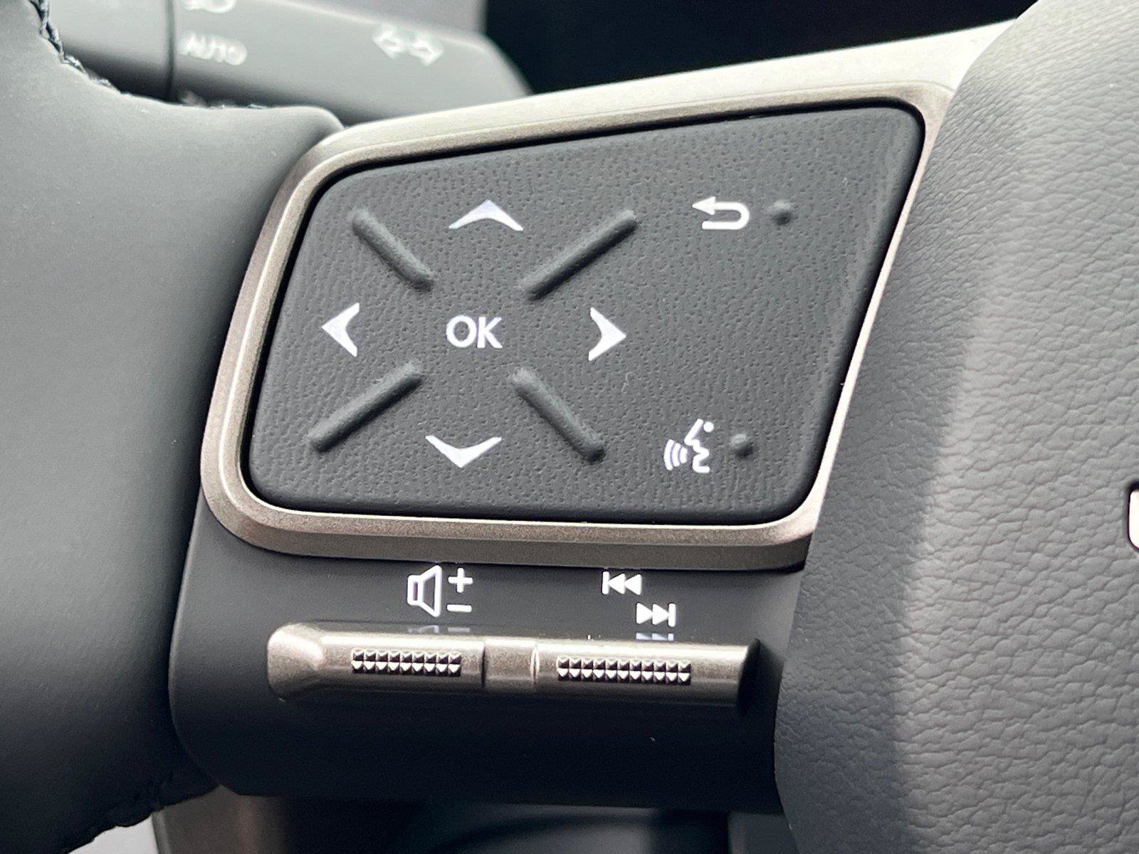 New 2026 Lexus ES 350h FWD image 18