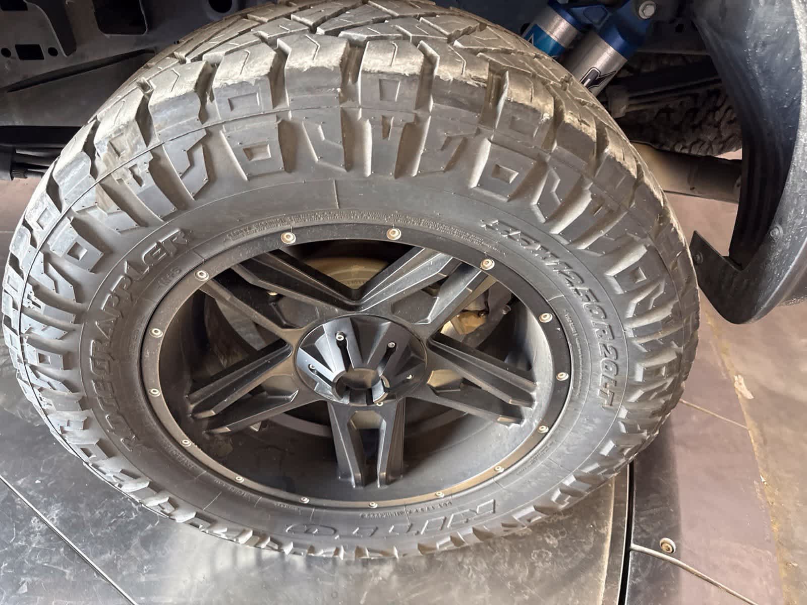 Used 2018 Ford F150 Raptor w/ Equipment Group 802A Luxury AWD/4WD image 9