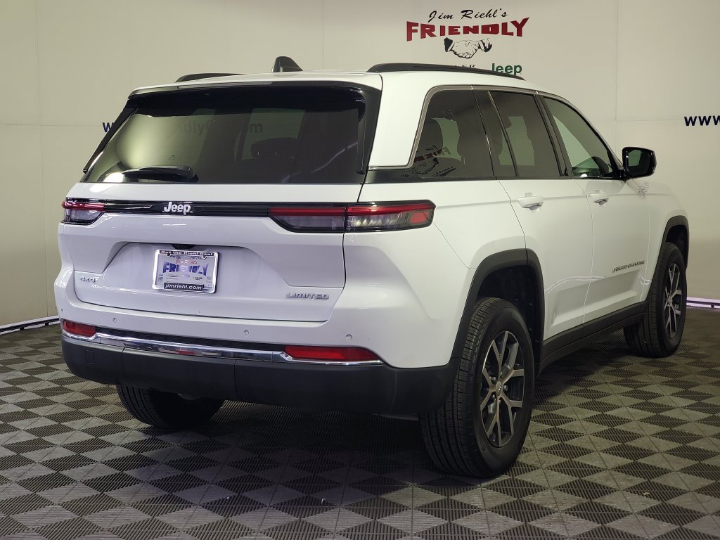 Used 2025 Jeep Grand Cherokee Limited AWD/4WD image 3