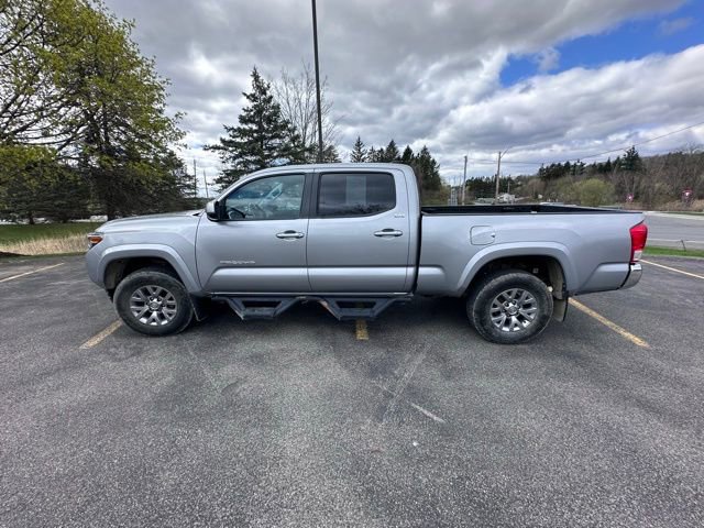 Used 2017 Toyota Tacoma SR5 w/ Tow Package image 6