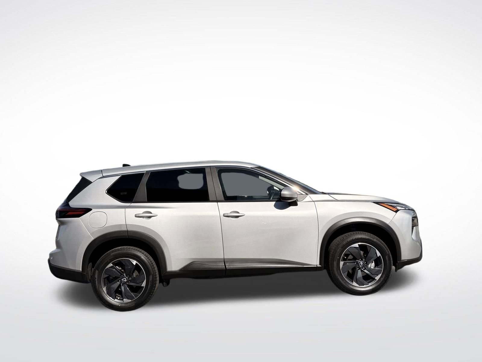 Used 2024 Nissan Rogue SV image 4