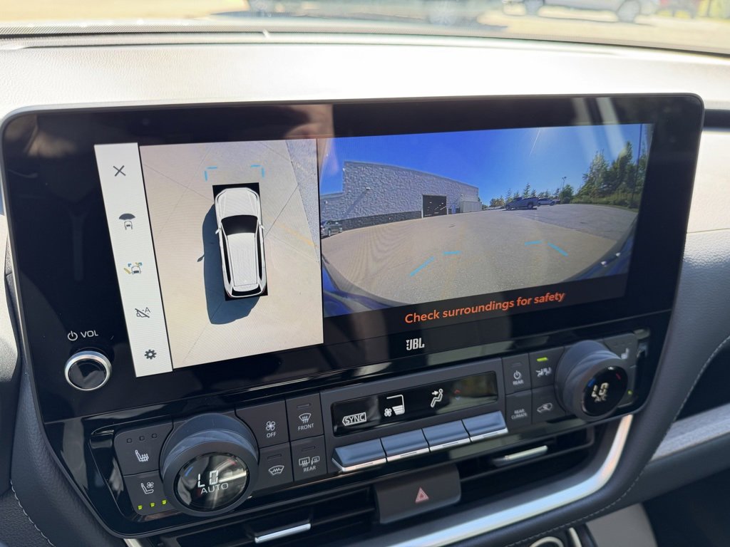 Certified 2025 Toyota Grand Highlander AWD image 22