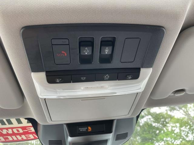 Certified 2024 Nissan Rogue SV w/ SV Premium Package image 34