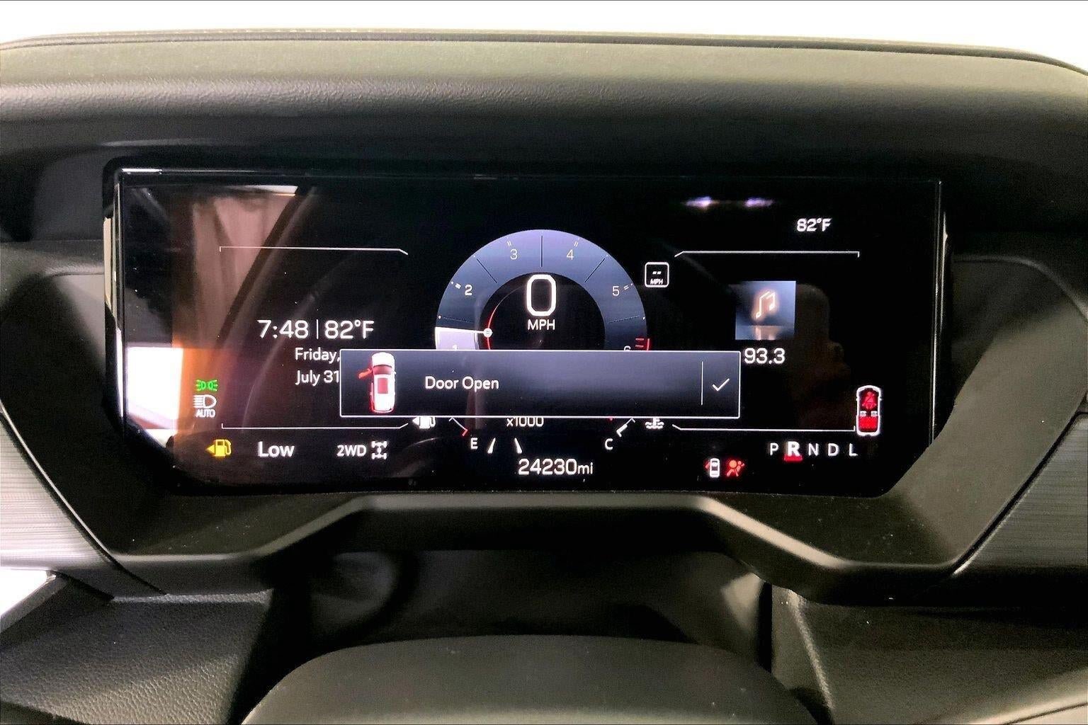 Used 2025 GMC Acadia Elevation AWD/4WD image 10