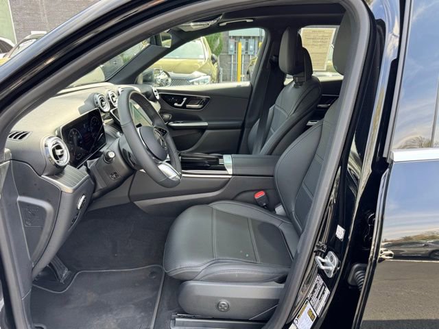 Used 2026 Mercedes-Benz GLC 300 4MATIC image 12