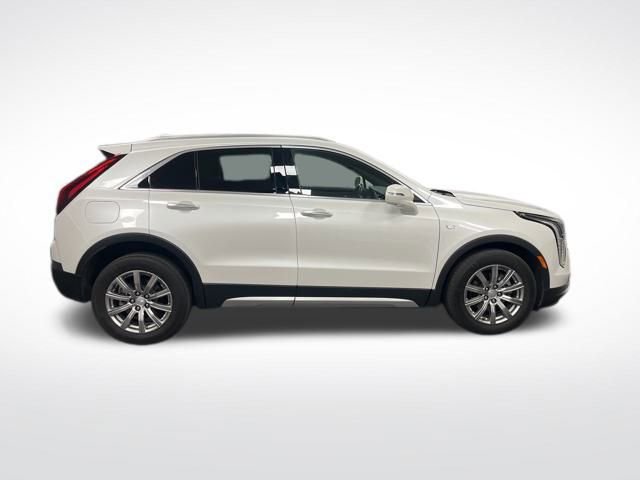 Used 2020 Cadillac XT4 Premium Luxury w/ Enhanced Visibility Package image 6