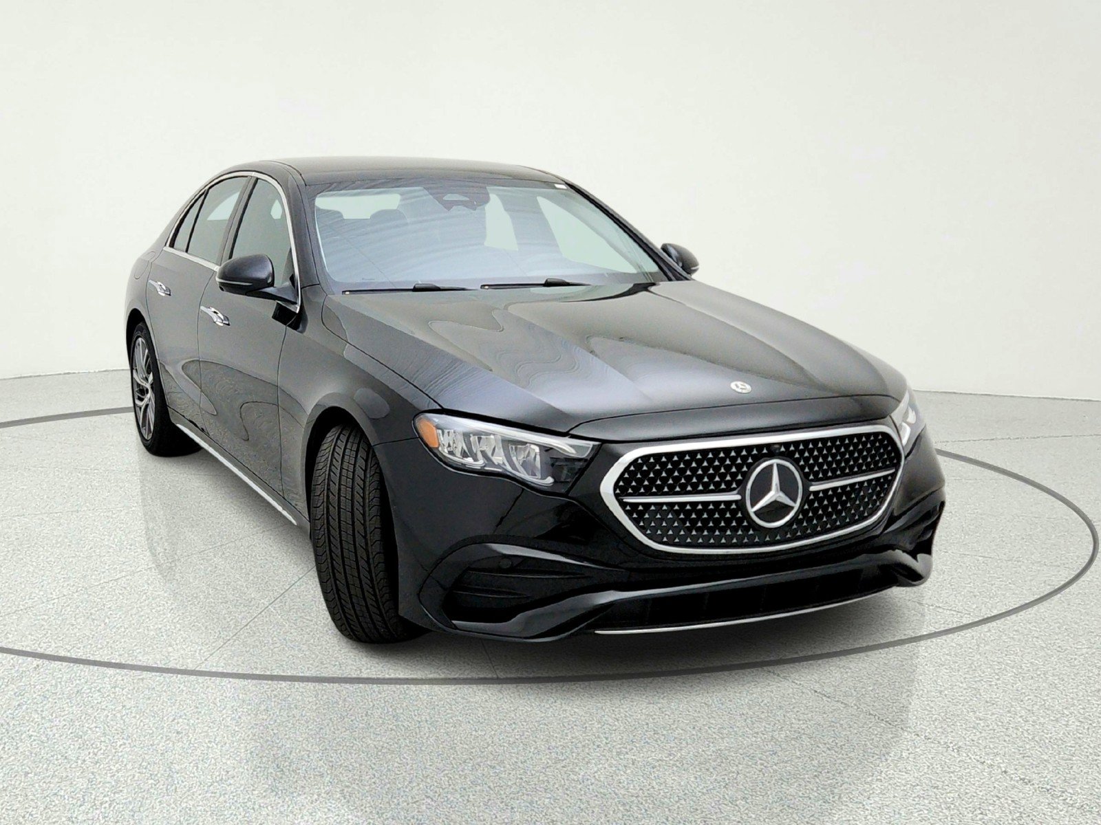 New 2026 Mercedes-Benz E 350 Sedan image 4