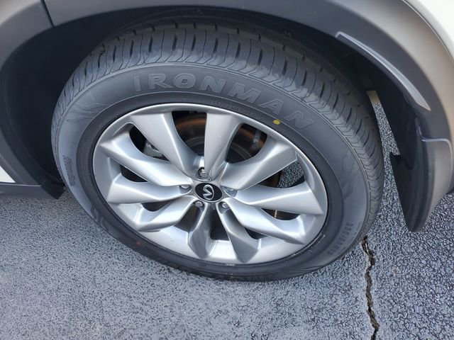 Used 2022 INFINITI QX50 Luxe image 8