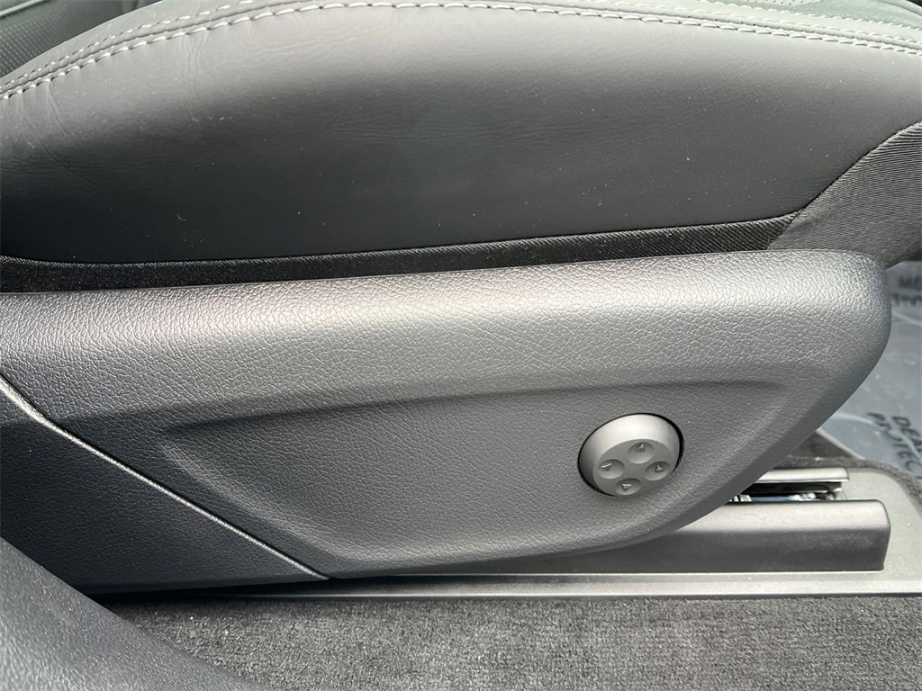 New 2025 Mercedes-Benz GLE 53 AMG 4MATIC Coupe image 17