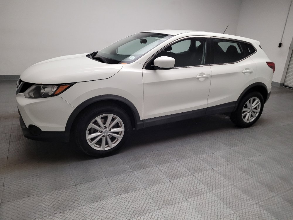 Used 2018 Nissan Rogue Sport S w/ S Appearance Package AWD/4WD image 2