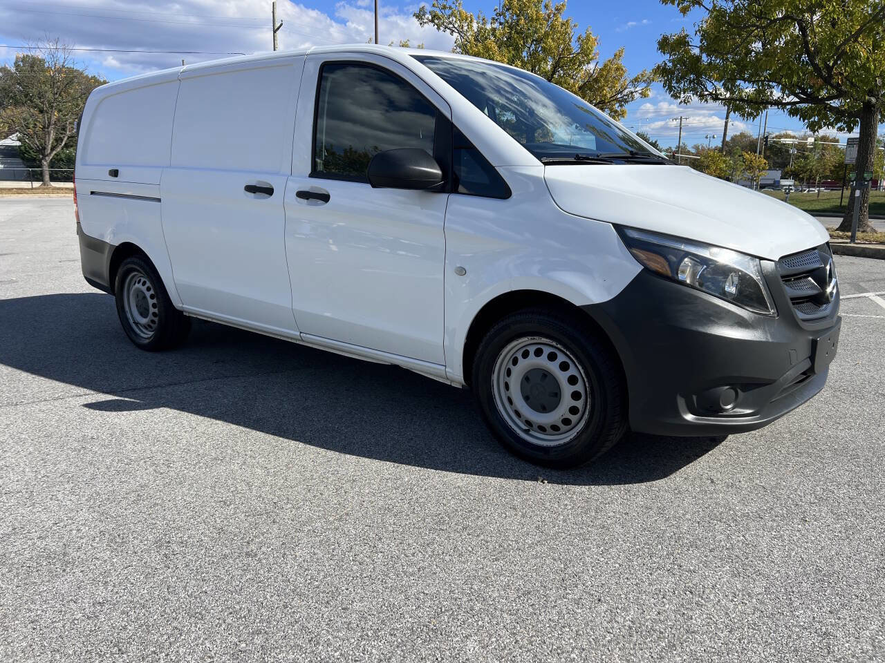 Used 2018 Mercedes-Benz Metris w/ Blind Spot Assist Package image 6