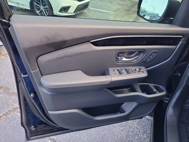 Used 2025 Honda Pilot EX-L image 15