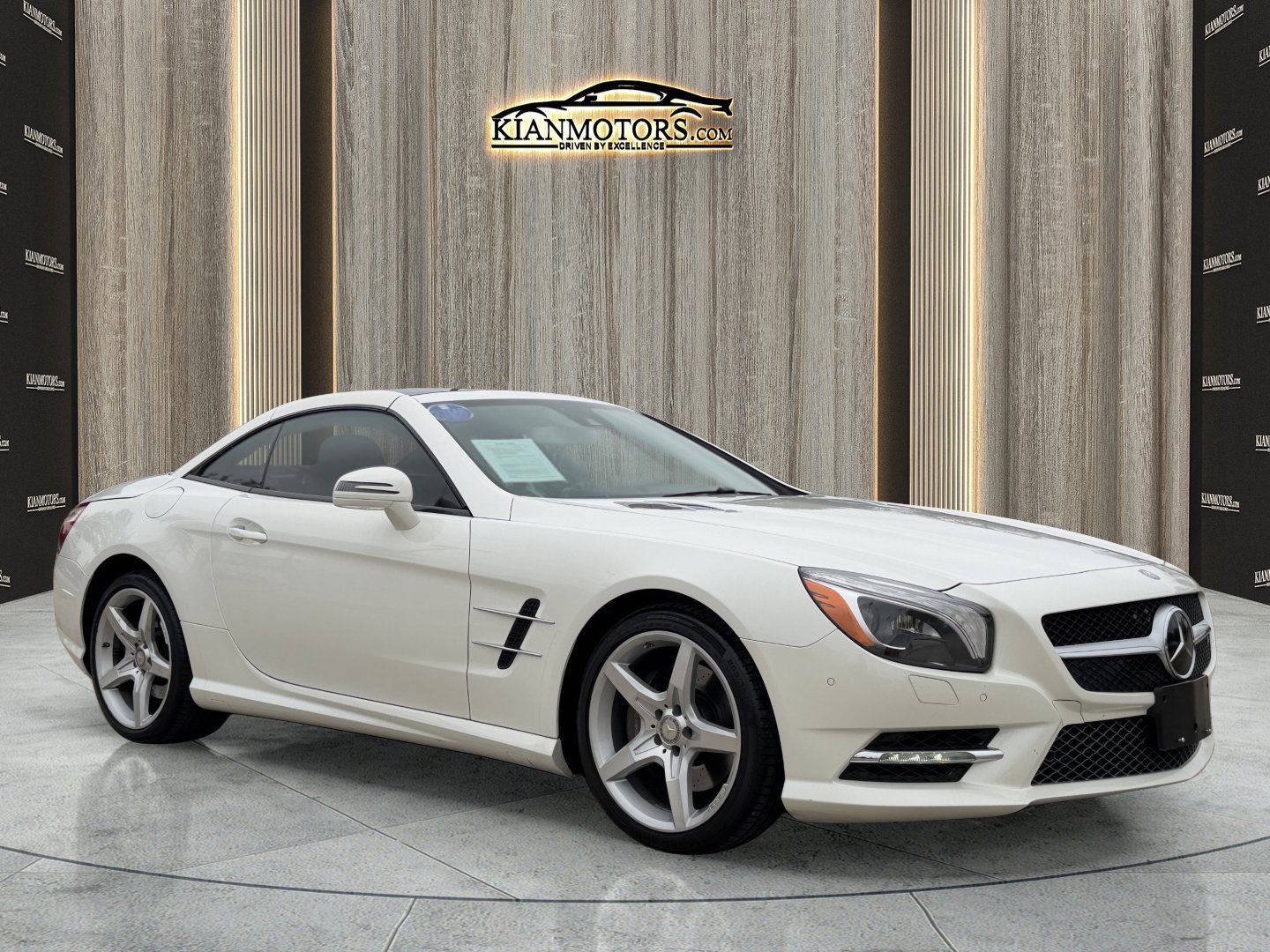 Used 2016 Mercedes-Benz SL 400 image 1
