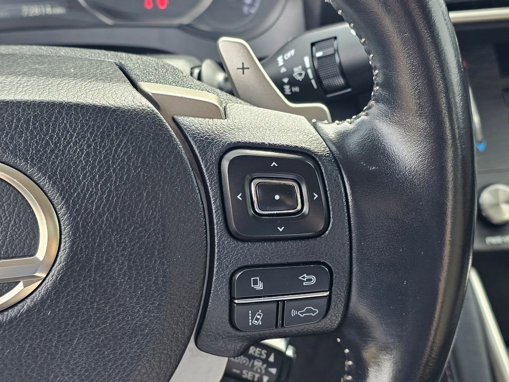 Used 2020 Lexus IS 300 image 20