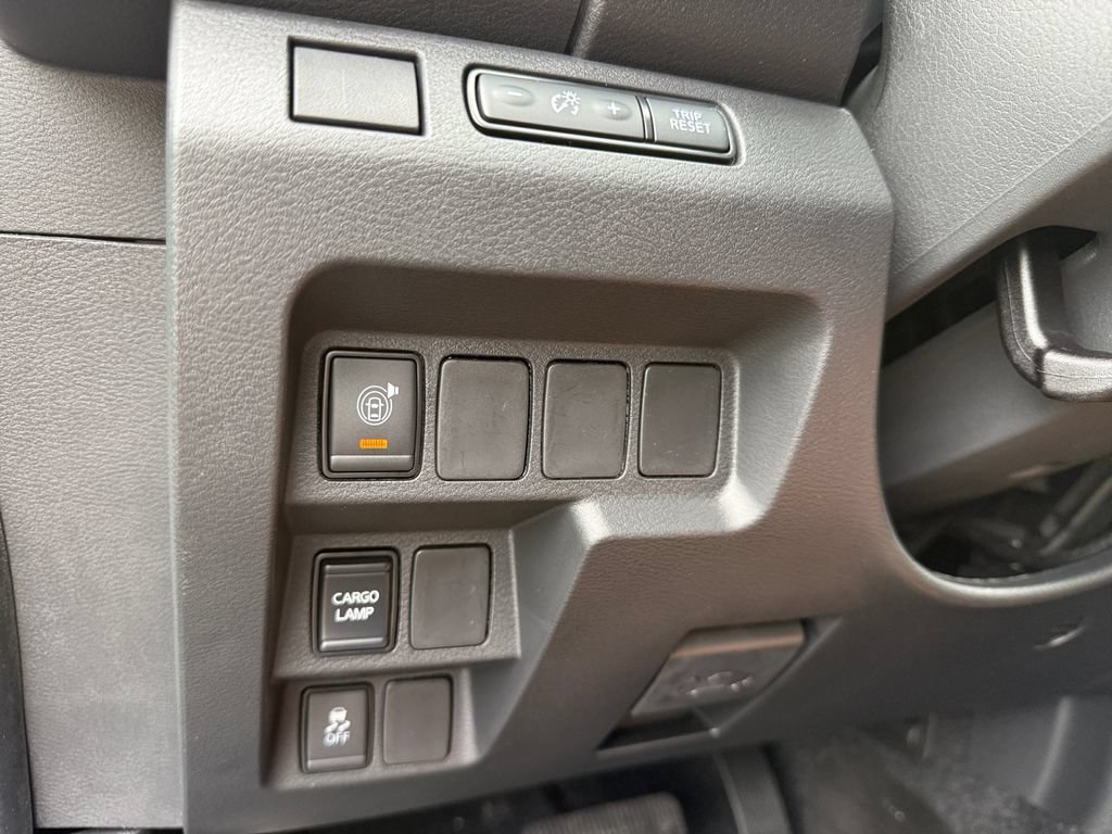 New 2026 Nissan Frontier SV w/ All-Weather Content Package AWD/4WD image 29