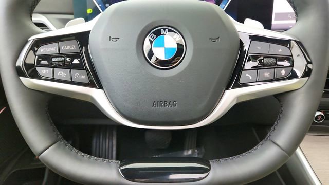 Used 2025 BMW 330i xDrive Sedan image 41